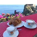 Casa * Scilla