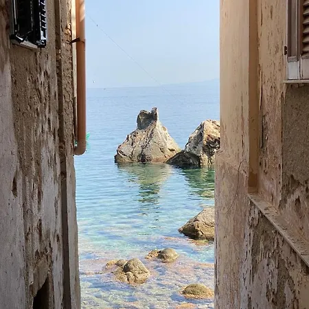 Casa Scilla